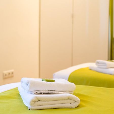 Balaton Delux Apartment Budapest Luaran gambar