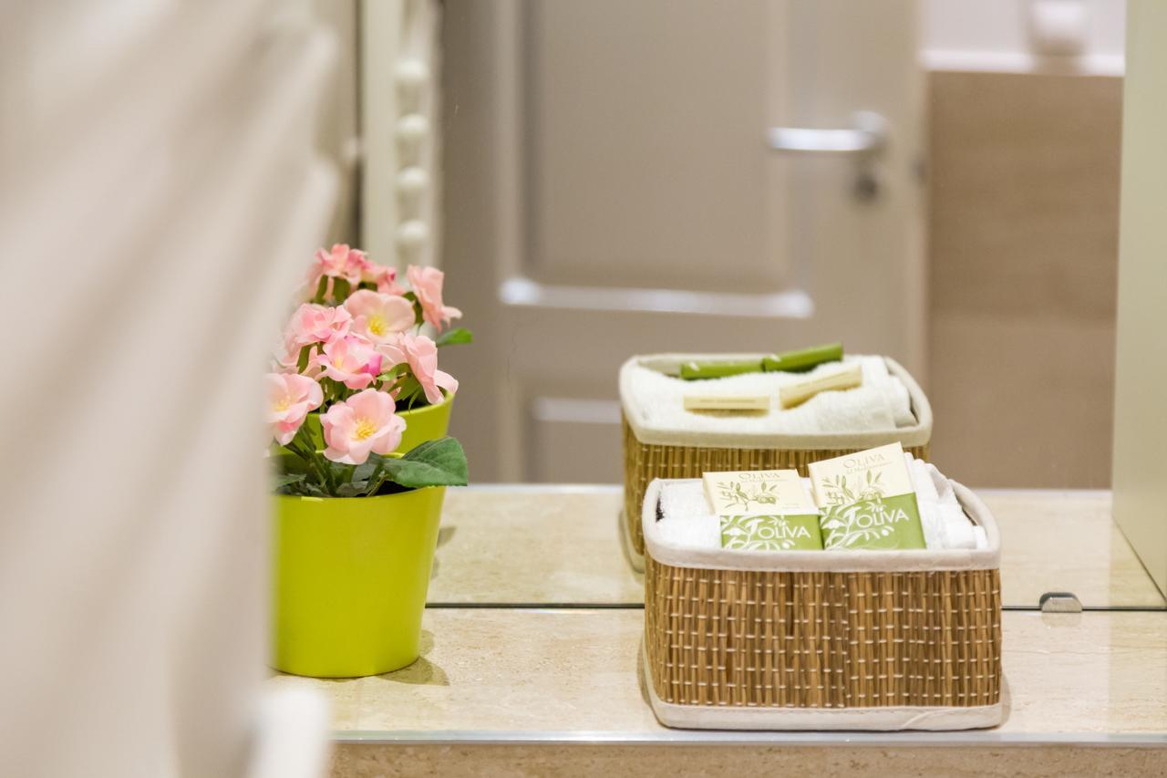 Balaton Delux Apartment Budapest Luaran gambar